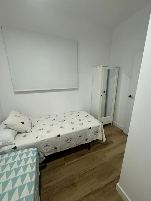 Gran Apartamento A Pie De Calle Valencia Exterior foto