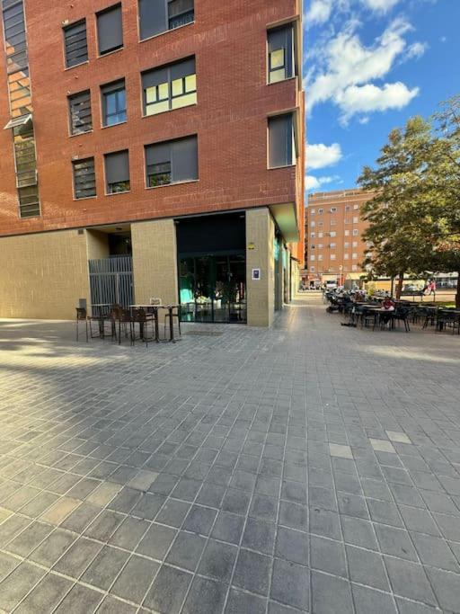 Gran Apartamento A Pie De Calle Valencia Exterior foto